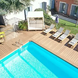 Les Jardins De - Parking Gratuit & Piscine Chauffee Hotel